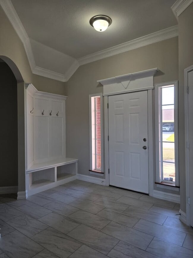 Foto del edificio - 613 Countryside Dr