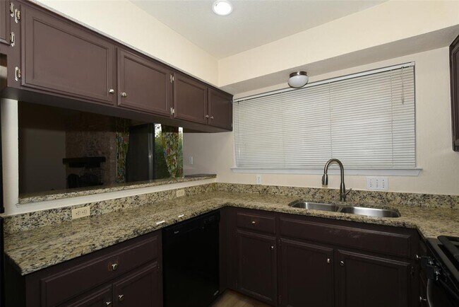 Foto del edificio - 410 Splitrock