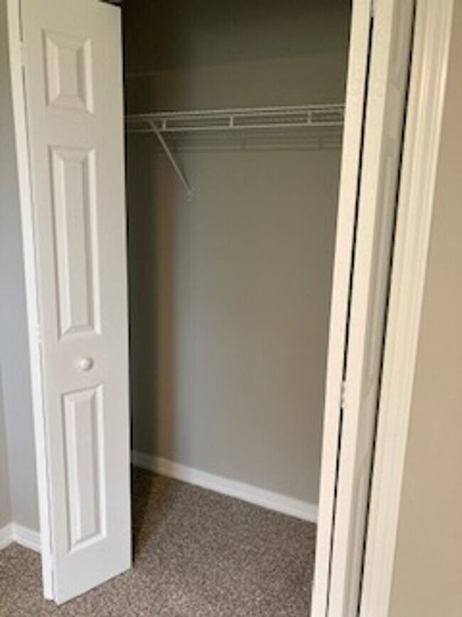Foto del edificio - Brand New Built- 3 Bedroom 2.5 bath townhome.