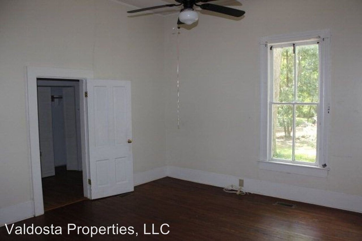Foto del edificio - 3 br, 2 bath House - 423 N Culpepper St
