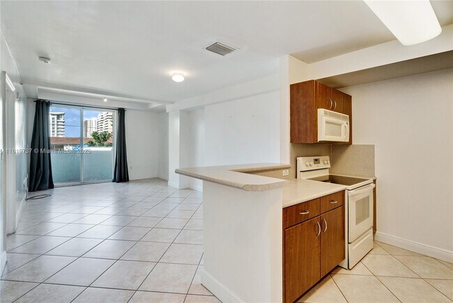 Foto del edificio - 2550 SW 27th Ave