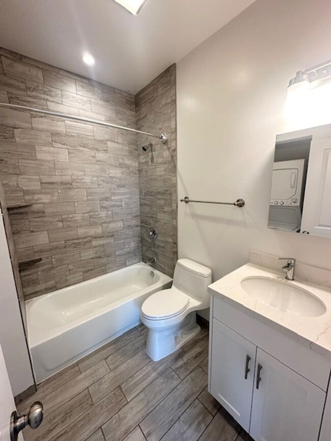 Interior Photo - City Lofts