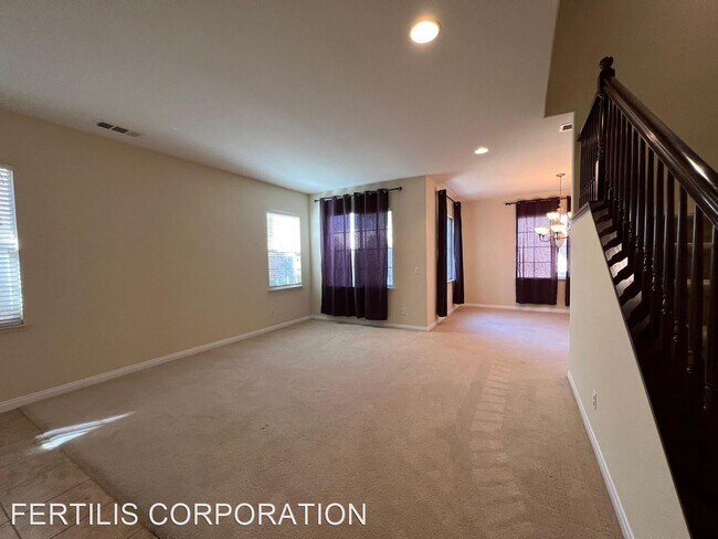 Building Photo - 5 br, 3 bath House - 12576 Chimney Rock Dr