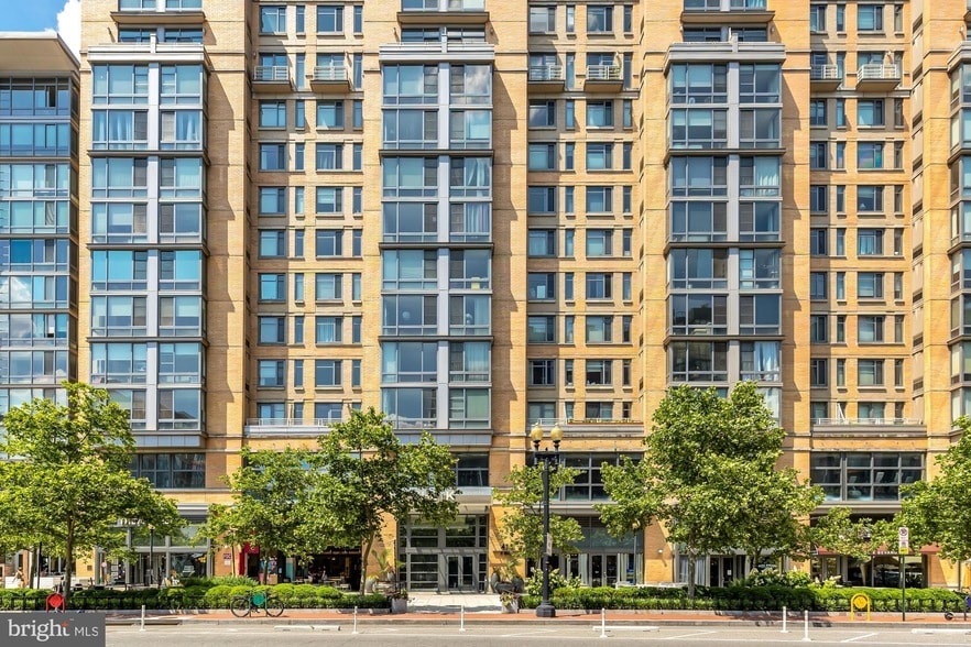 Photo - 475 K St NW Unit 1126