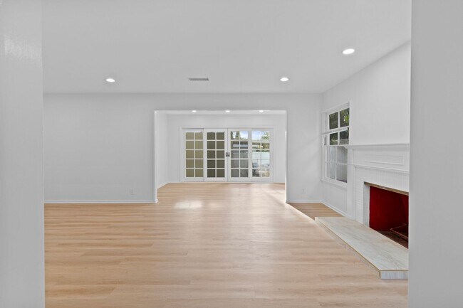 Foto del edificio - 237 Belmont Avenue