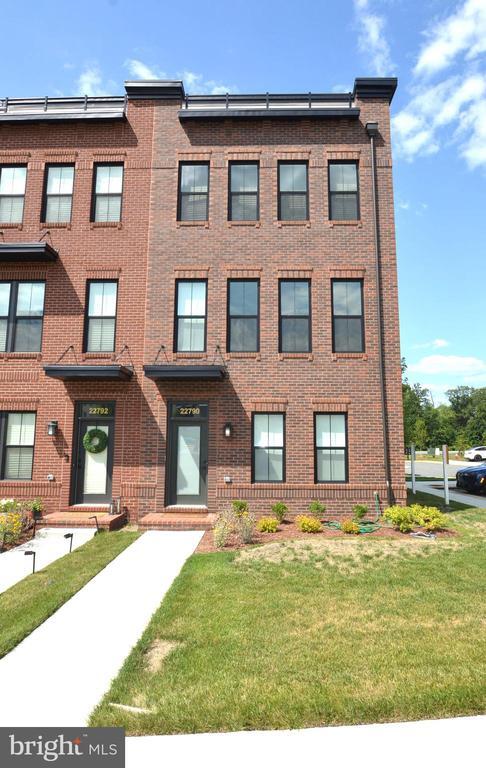 Foto principal - 22790 Tawny Pne Sq