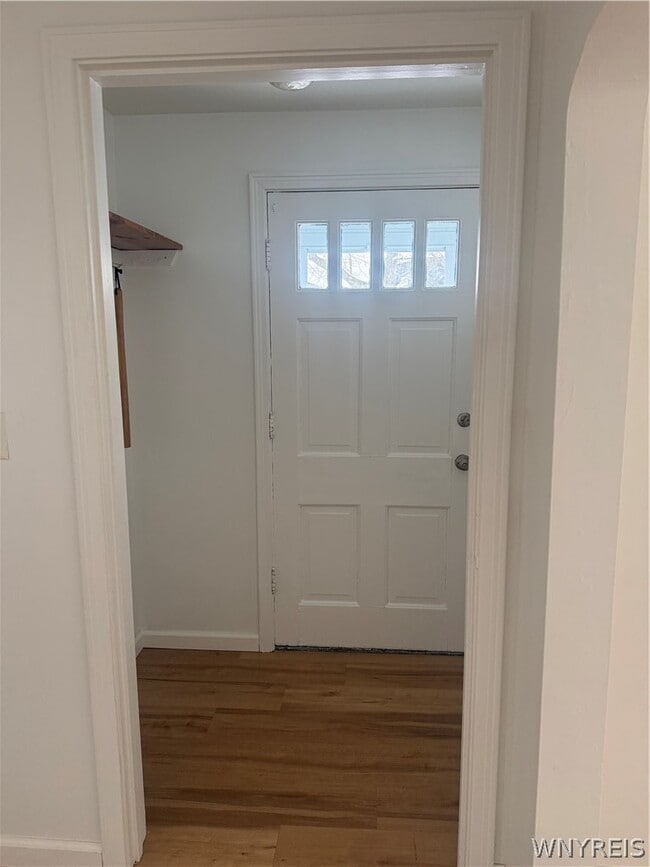 Foto del edificio - 156 Hoover Ave