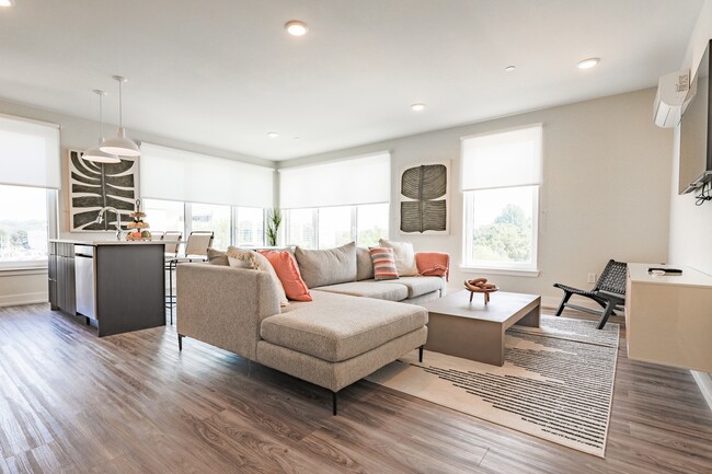 Building Photo - Canfield Park at Fairfield Metro