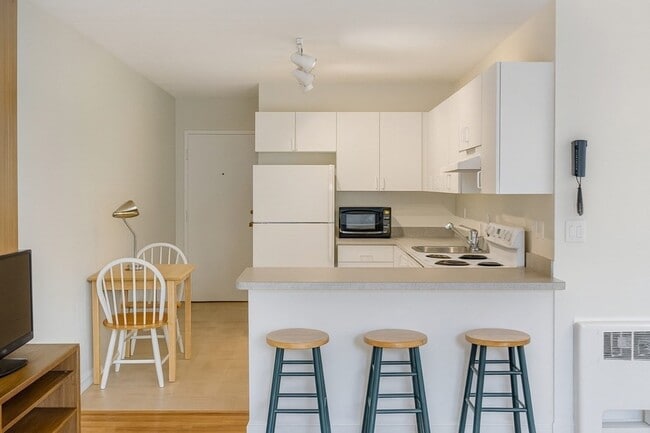 Photo - 200 Swanton Street Unit 708 Apartment
