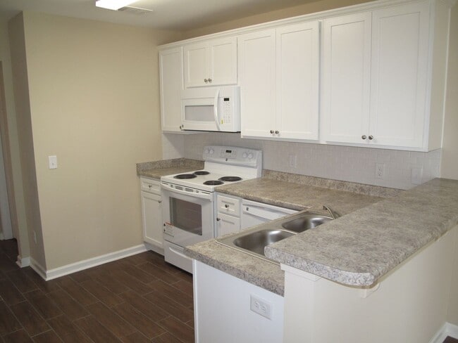 Building Photo - 160 Connor Lp