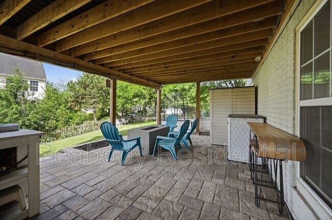 Building Photo - 753 Bonnie Ridge Dr NE