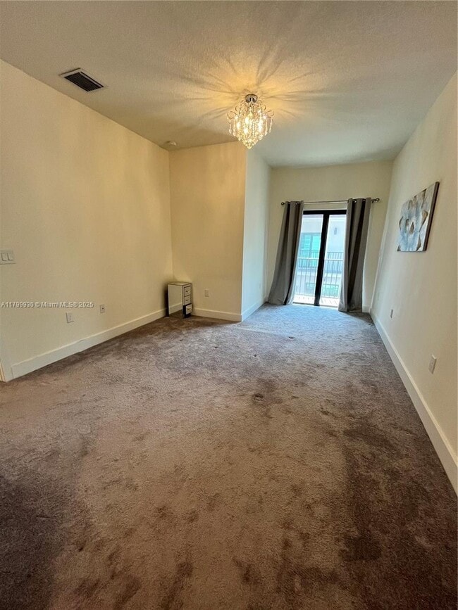 Foto del edificio - 4745 NW 83rd Pkwy