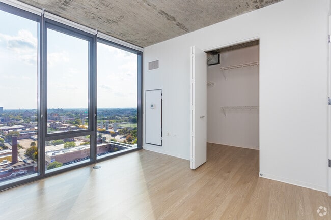 Building Photo - Aspire