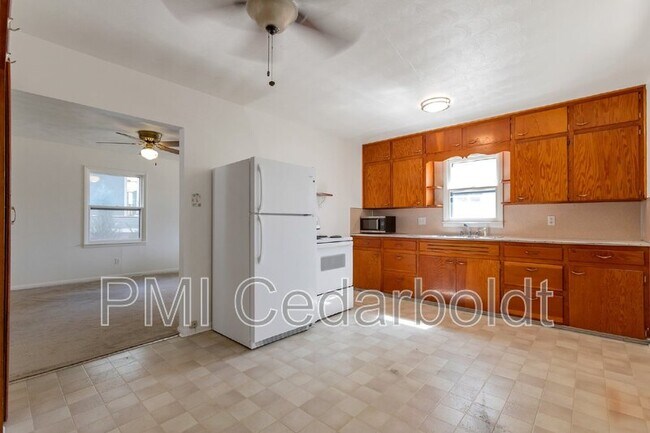 Foto del edificio - 215 Judson St