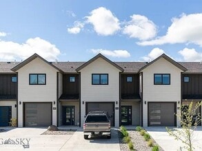 Building Photo - 4394 Brookside Ln