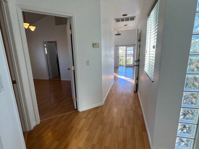 Building Photo - 3831 Evans St