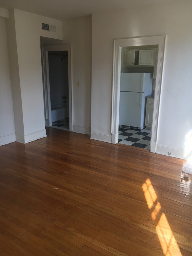 The Oxford Apartments Apartments Washington, DC