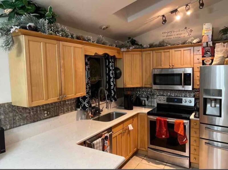 Foto del edificio - 233 SW 32nd Terrace