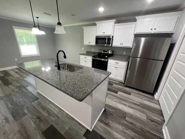 Foto del edificio - New Construction Home!
