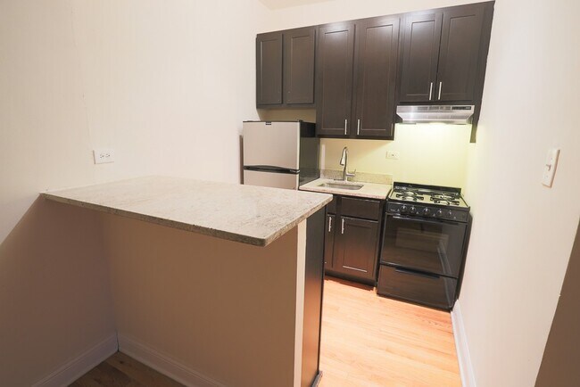 Foto del edificio - 4614 N Paulina St