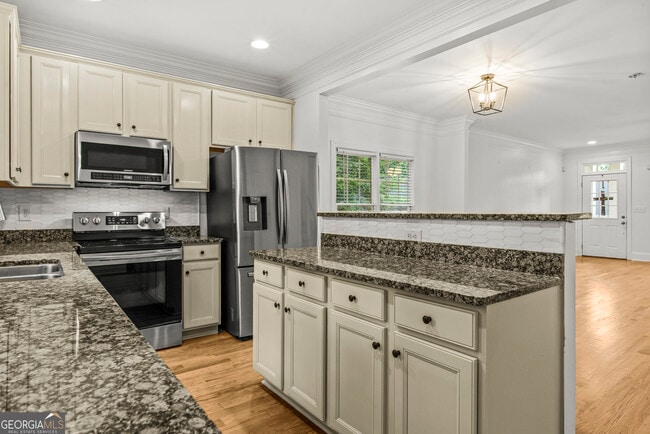 Building Photo - 775 Markhams Dr