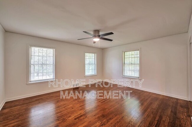 Foto del edificio - 1332 Willis Mill Rd SW