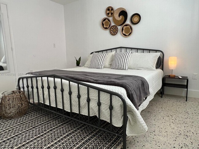 Foto del edificio - 1736 SW 3rd St