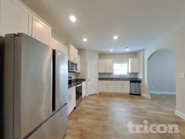 Foto del edificio - 1324 Black Oak Cir