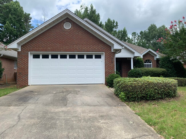Building Photo - 440 Arnell Ln