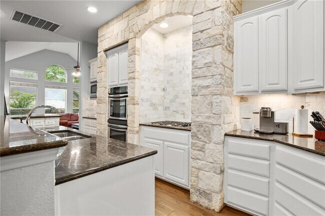 Foto del edificio - 10816 Ariock Ln