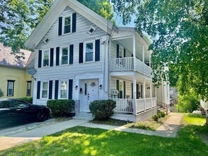 Building Photo - 157 Woodland Ave