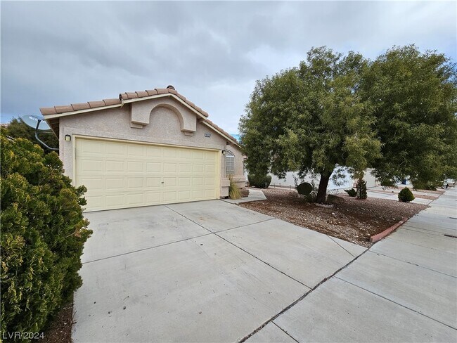 Building Photo - 9428 Vista Ridge Ave