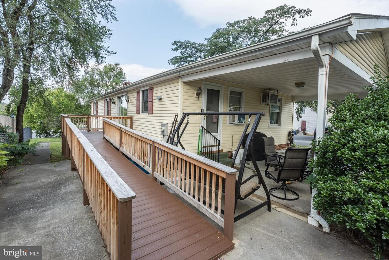 Foto principal - 601 Grove St