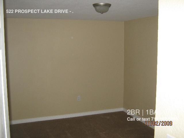 Building Photo - 522 PROSPECT LAKE Dr