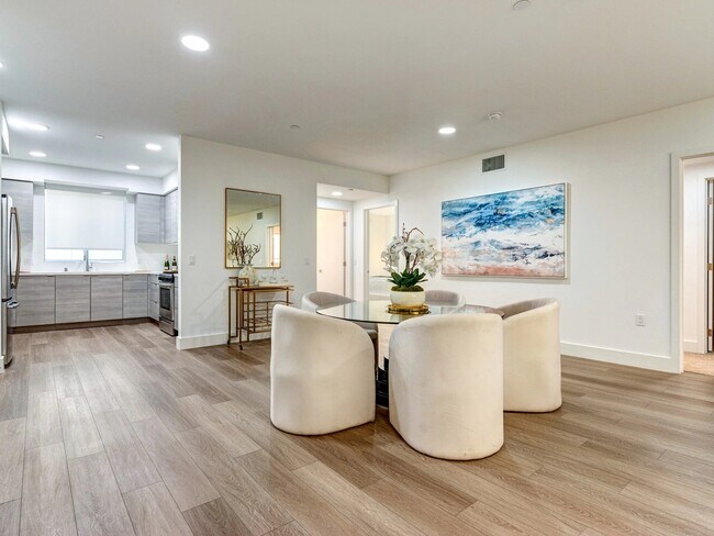 Building Photo - 1330 Federal Ave