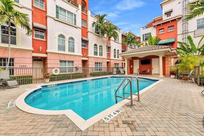 Foto del edificio - 1033 NE 17th Way