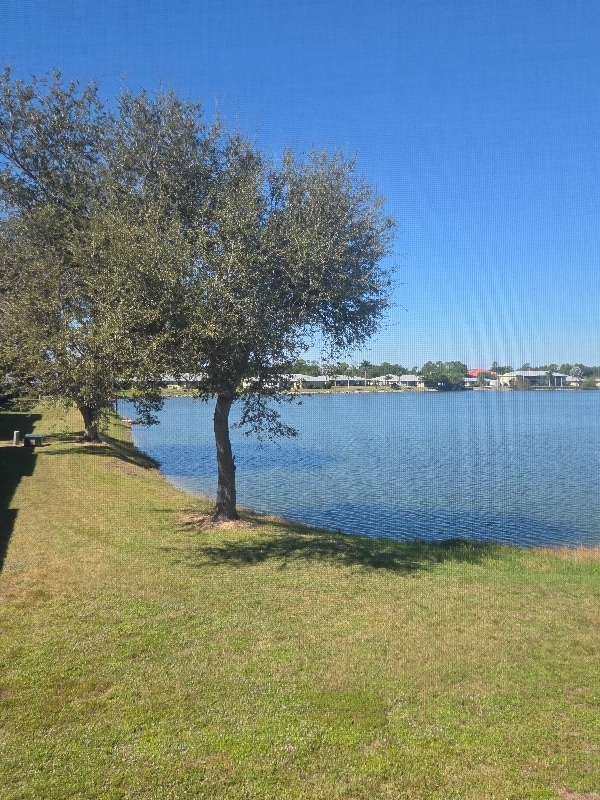 Foto del edificio - 25275 Rampart Blvd