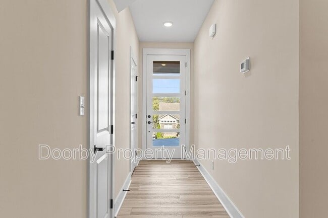 Building Photo - 432 Wayne Ave