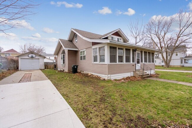 Foto del edificio - 503 Iowa St