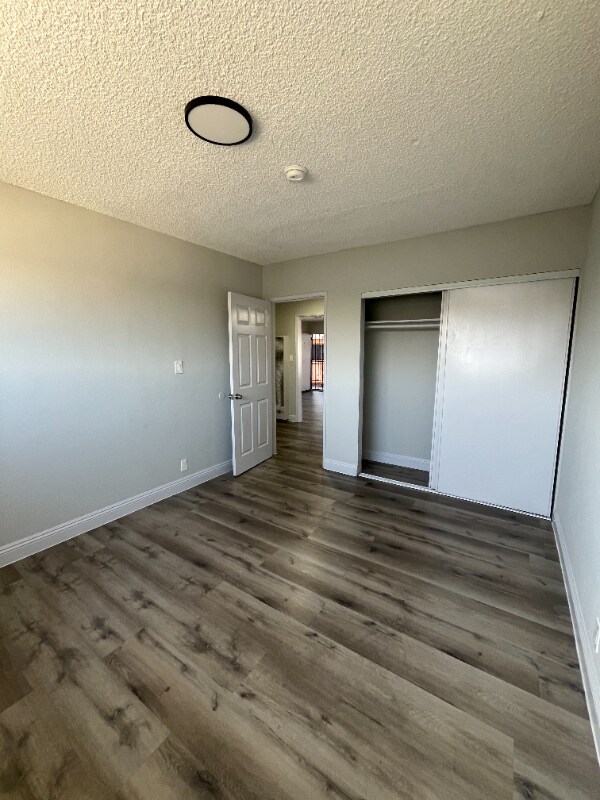 Foto del edificio - 1060 W 117th St