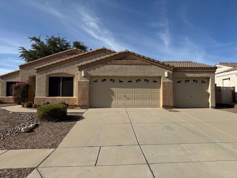 Foto principal - 11569 N Kriscott Ct