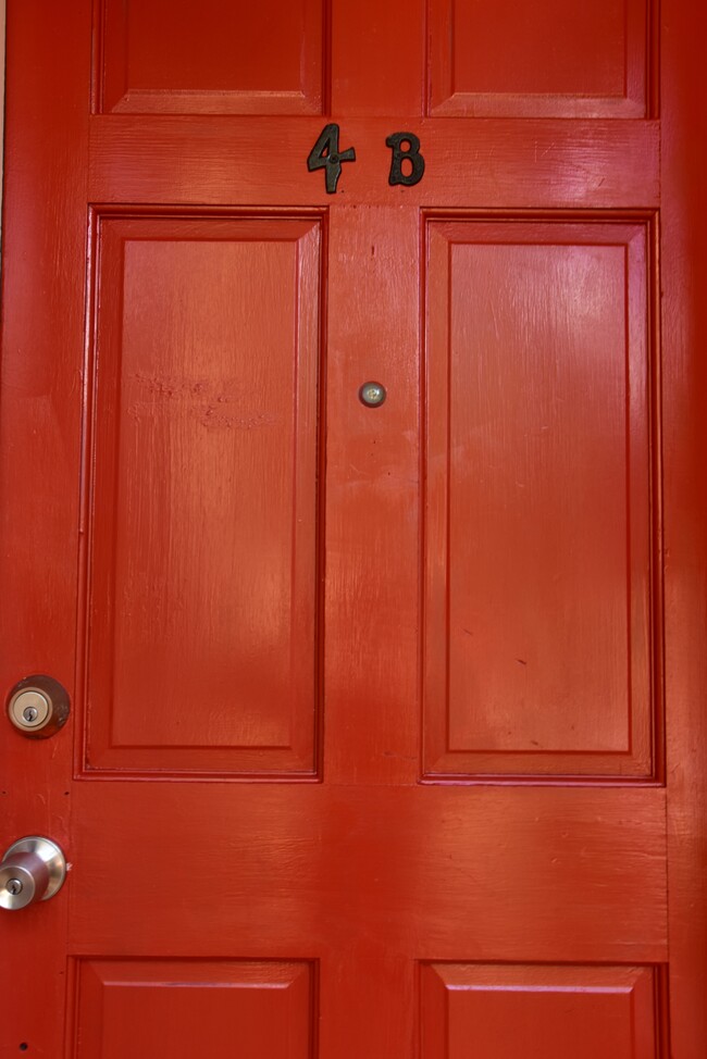 Front Door - 4 Eagle St