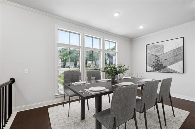 Building Photo - 687 Avondale Creek Dr.