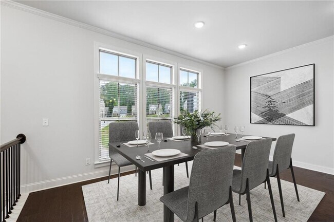 Foto del edificio - 687 Avondale Creek Dr.
