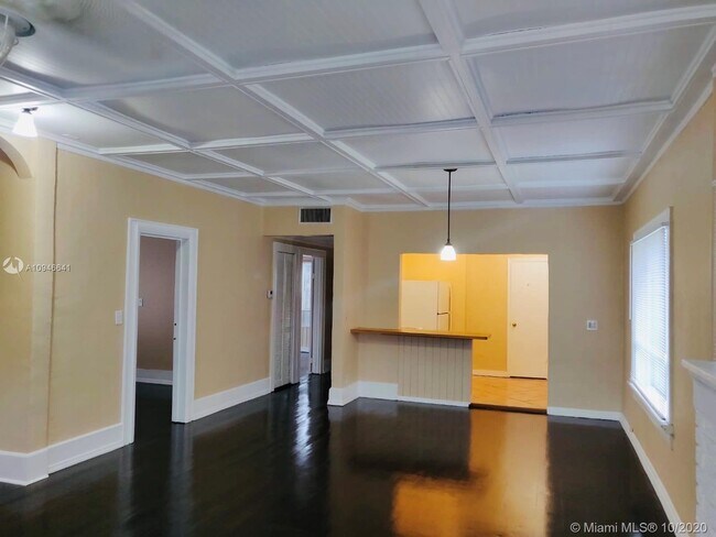 Foto del edificio - 304 SW 20th St