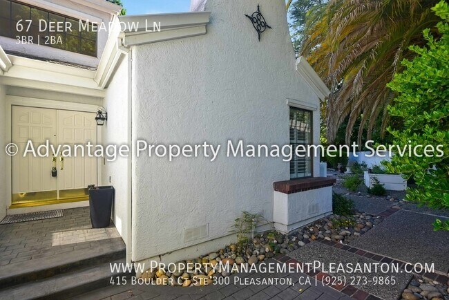 Foto del edificio - 3 Bed, 2 Bath, 2,081 sq. ft. SFR in Blackh...