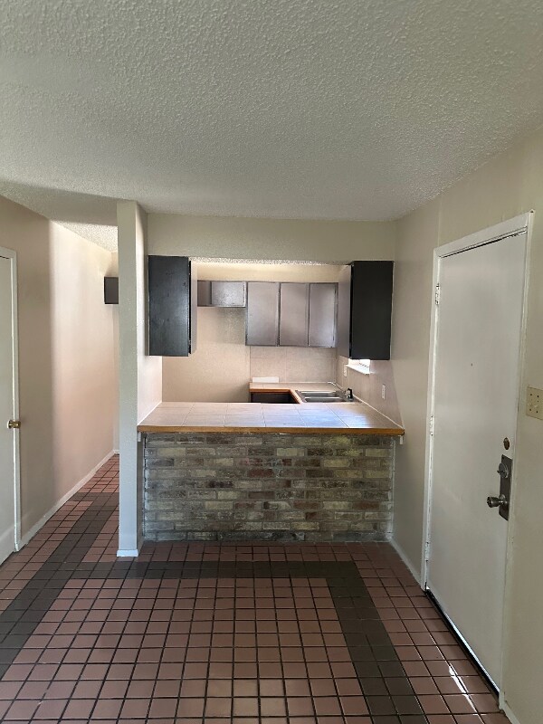 Foto del edificio - 3813 Windsor Ave