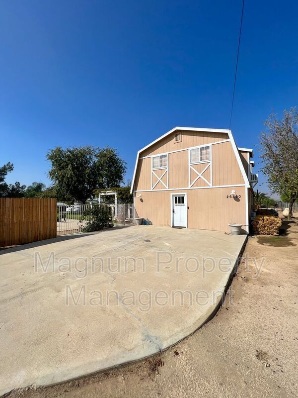 Building Photo - 26590 Placentia Ave