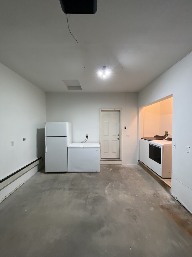 Foto del edificio - 461 E Heather Way