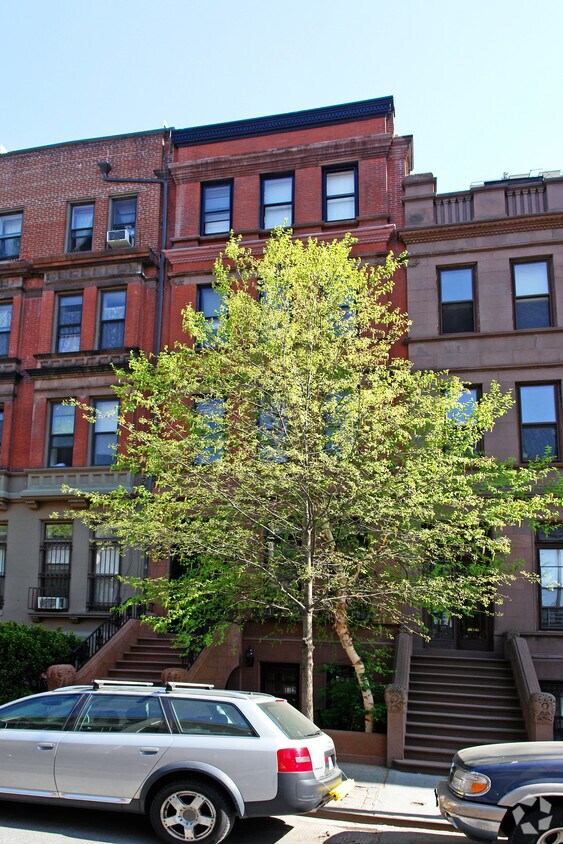 Building Photo - 111 W 85th St